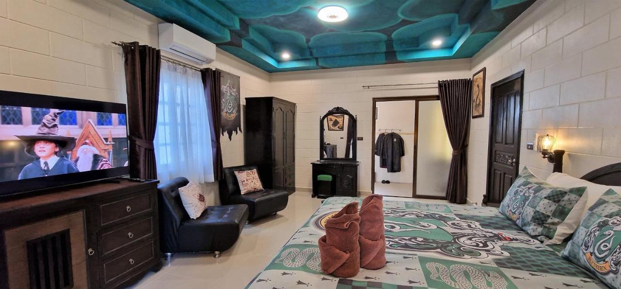 Potterland Luxury Pool Villa Pattaya Walking Street 6 Bedrooms Exterior photo